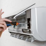 صيانة المكيفيات بأحد رفيدة